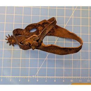 Antique Cowboy Spur Rustic Iron Rowel Western Ranch Decor Single Equestrian